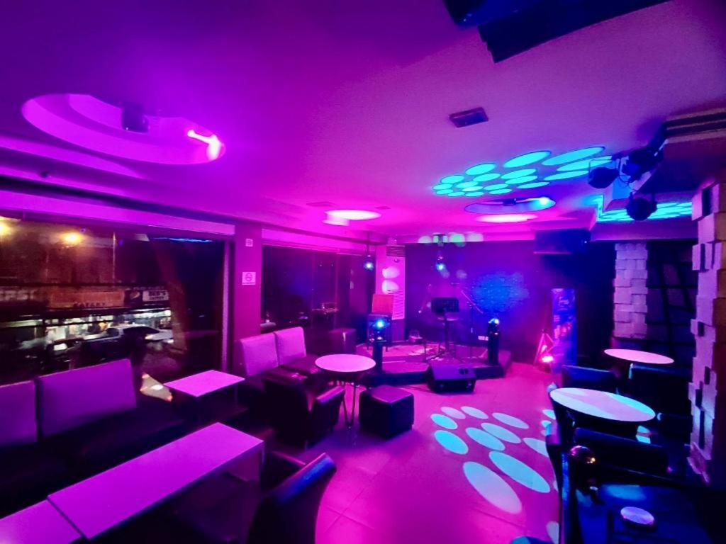 Mo2 Westown Hotel San Juan Bacolod Dış mekan fotoğraf