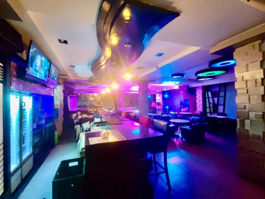 Mo2 Westown Hotel San Juan Bacolod Dış mekan fotoğraf