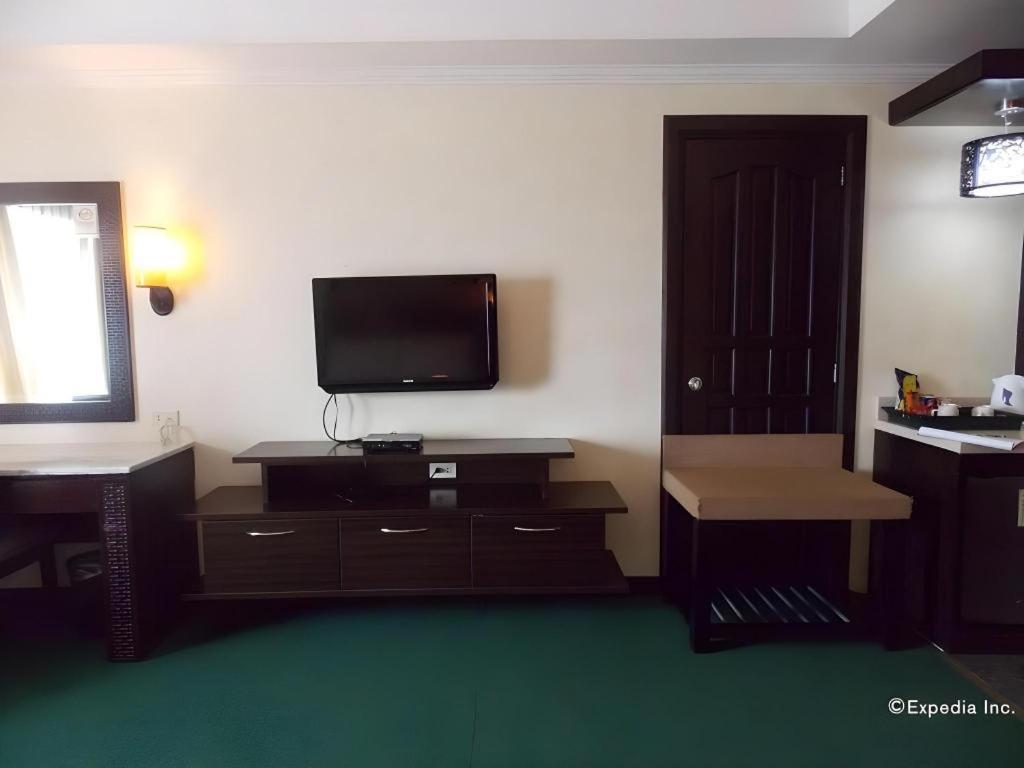 Mo2 Westown Hotel San Juan Bacolod Dış mekan fotoğraf