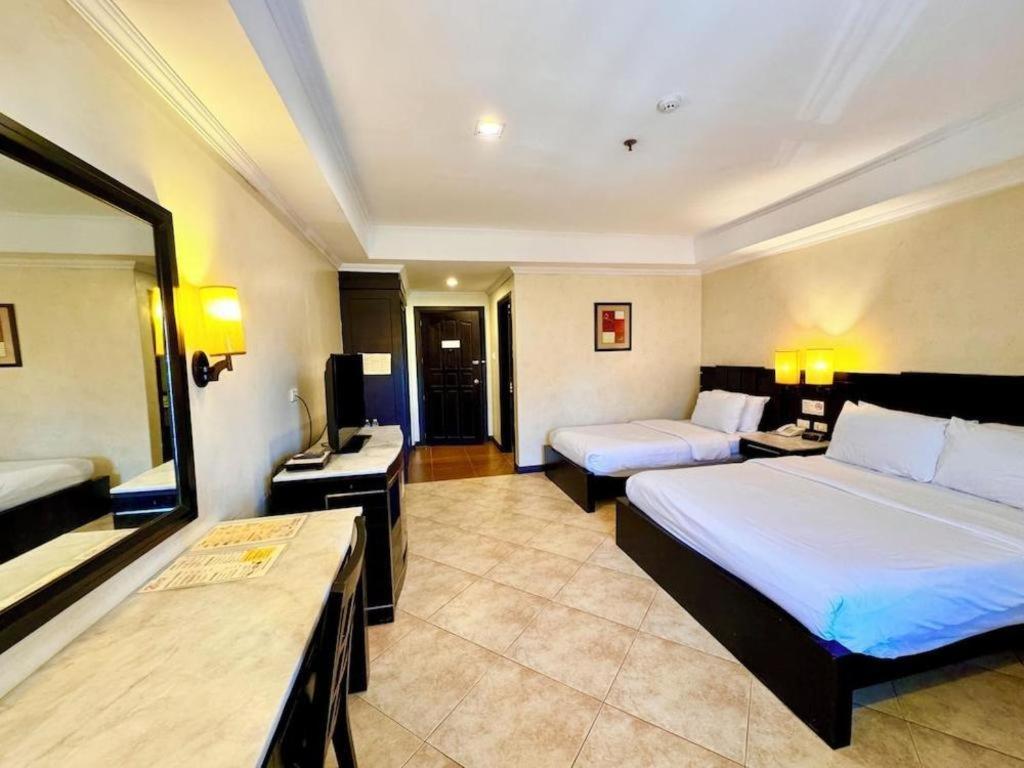 Mo2 Westown Hotel San Juan Bacolod Dış mekan fotoğraf