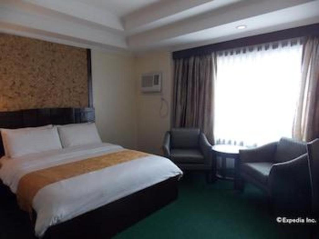 Mo2 Westown Hotel San Juan Bacolod Dış mekan fotoğraf